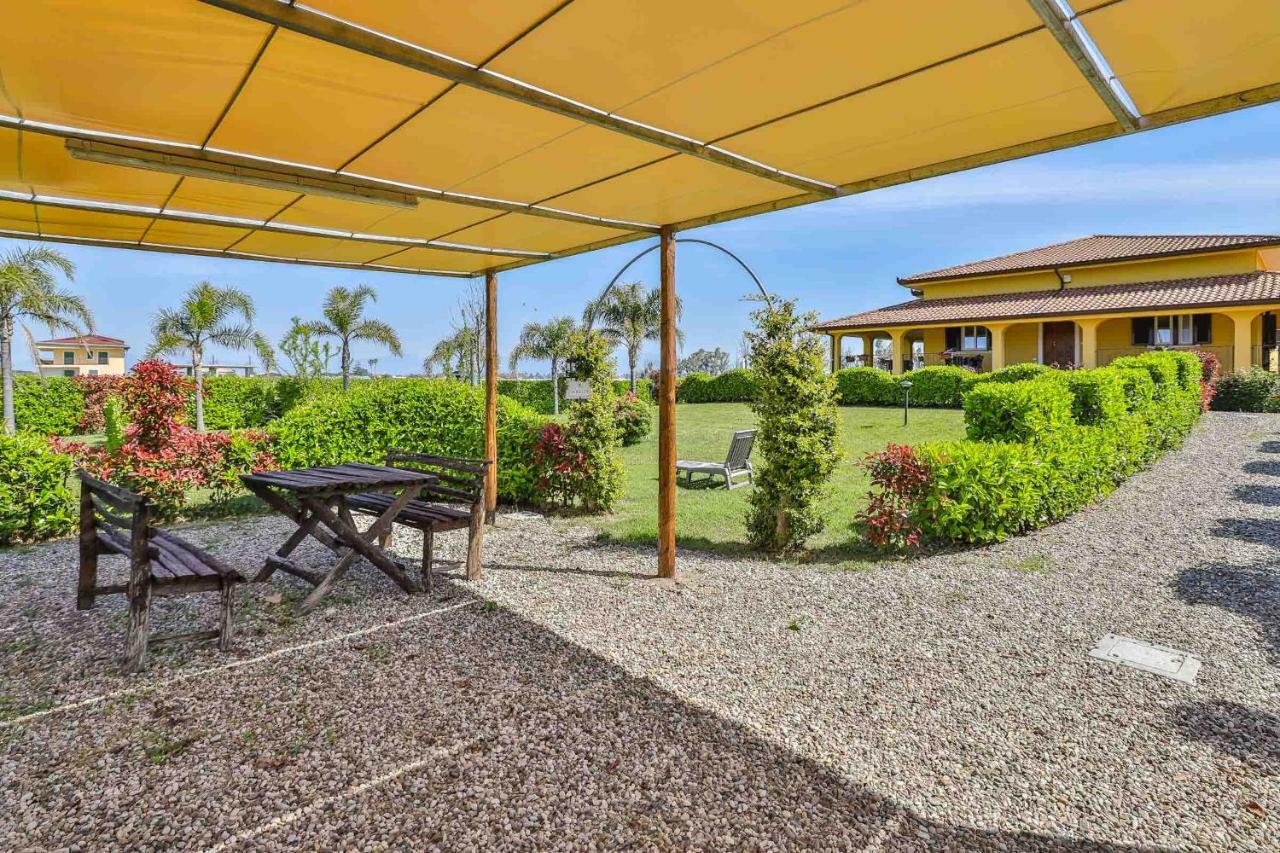 Апартаменты I Giardini Dell'Olimpo Пестум Экстерьер фото